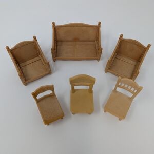 Epoch Calico Critters Sylvanian Families Dollhouse Furniture